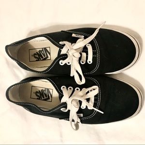 Vans Low Pro shoe. Black. Size 6